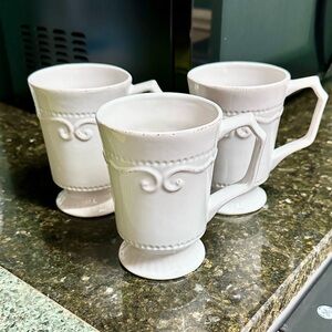 Home Accents Capri mug set